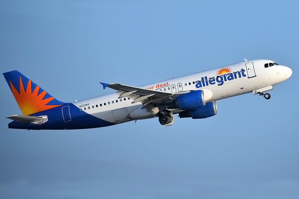 Airbus A320 de Allegiant Air. Foto: Alec Wilson