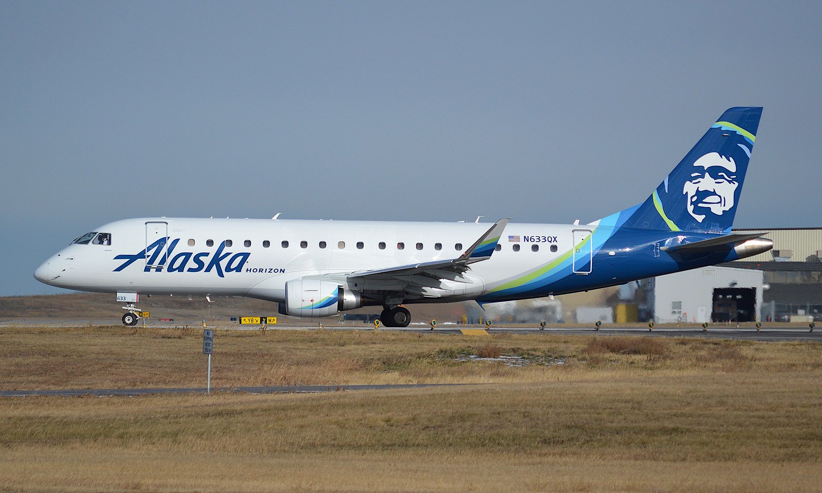 Embraer E175 de Horizon Air operando para Alaska Airlines. Foto: Johnnyw3