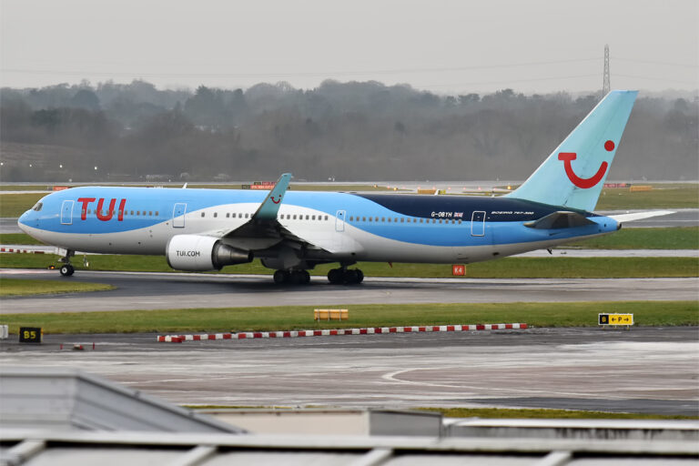 Uno de los Boeing 767-300ER que ha operado TUI en su filial de Reino Unido. Foto: Anna Zvereva