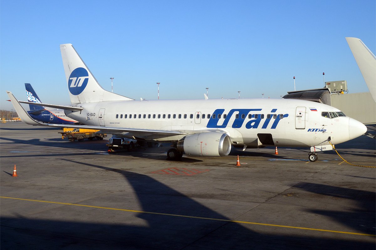 El Boeing 737-500 de UTair cuando aún llevaba su matrícula no rusa. Foto: Anna Zvereva.