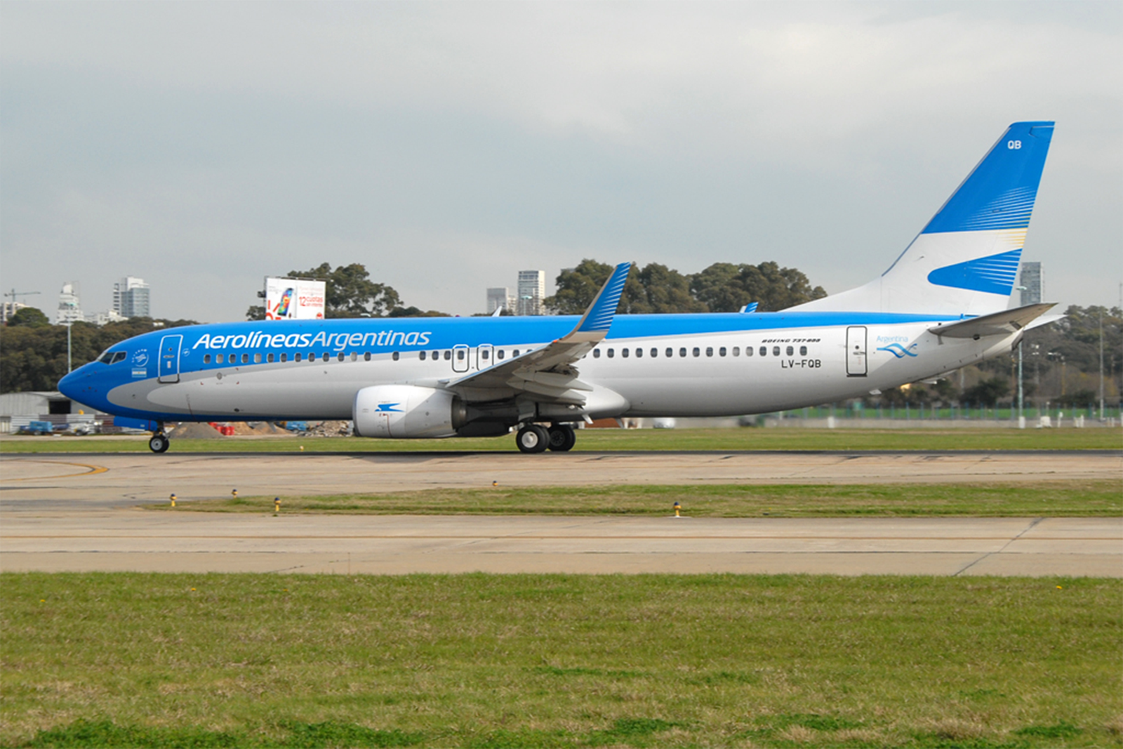 El Boeing 737-800 LV-FQB de Aerolíneas Argentinas. Foto: Robert Underwood