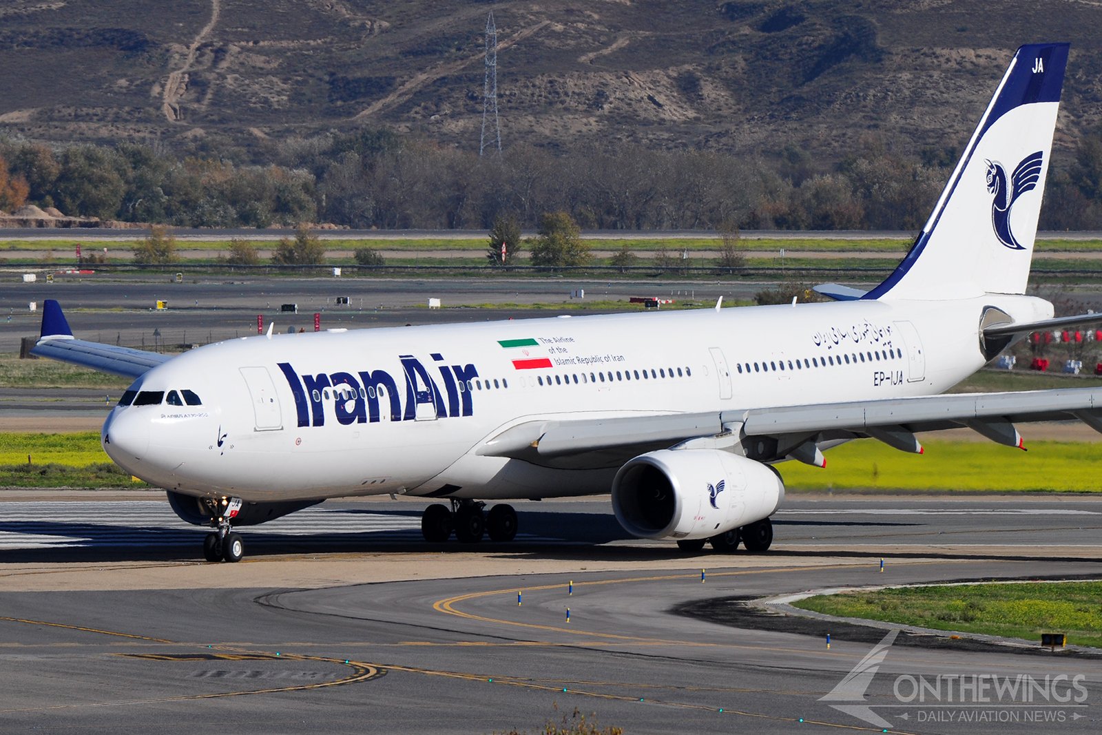 Uno de los dos Airbus A330-200 de Iran Air llegando a Barajas.