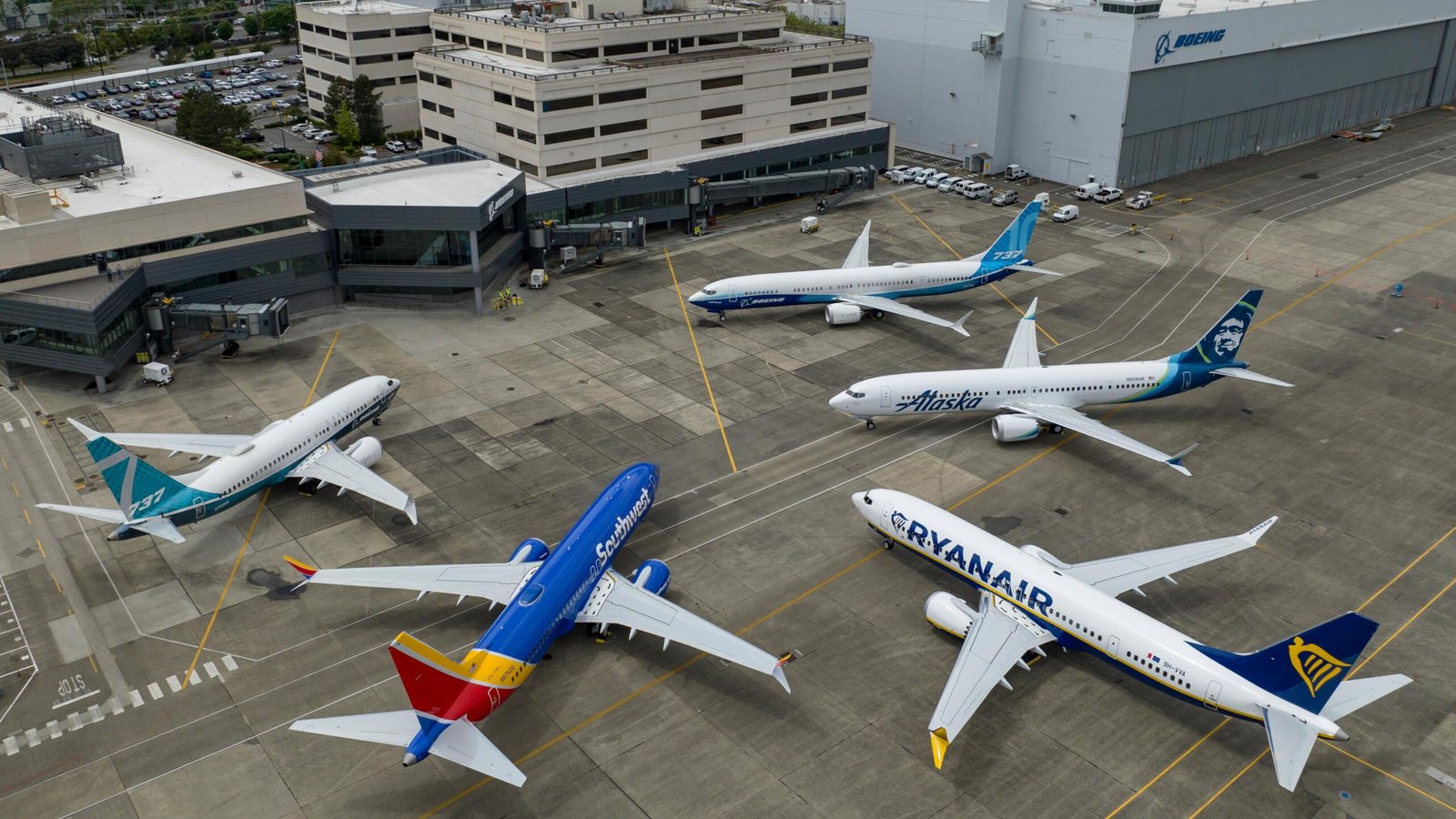 La familia MAX del 737 tampoco lleva las rampas de evacuación sobre las alas, a pesar de ser más altos que sus predecesores. Foto: Boeing
