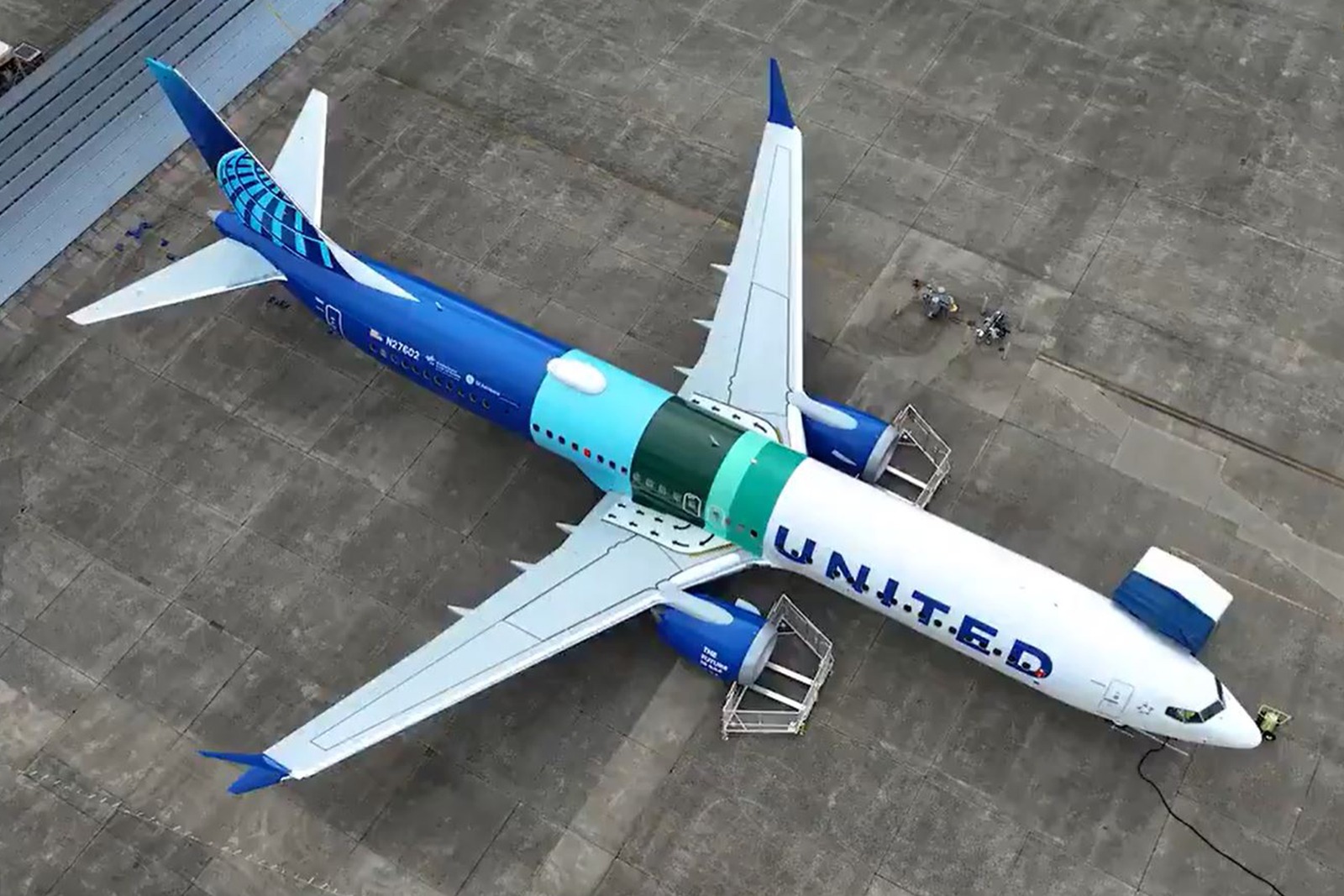 El primer 737 MAX 10 de United Airlines ya está listo y ha hecho numerosos vuelos de prueba con Boeing y la NASA.