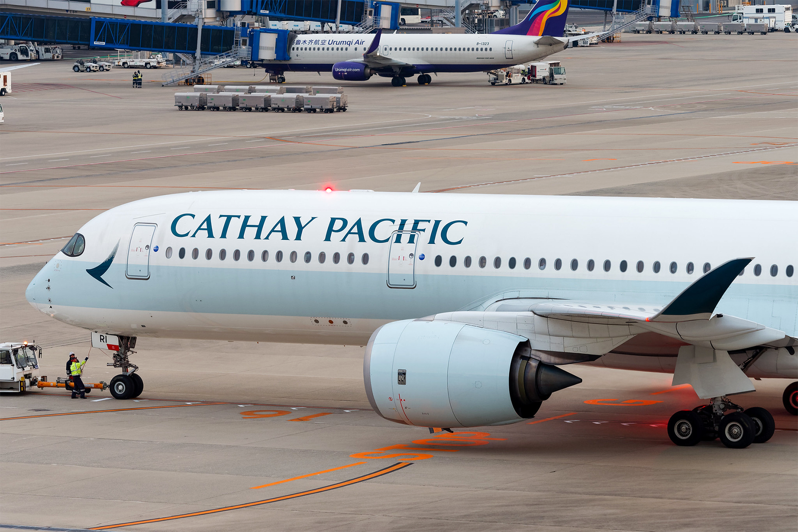 El A350 de Cathay Pacific implicado en este periplo, el B-LRI. Foto: Melvin Loi