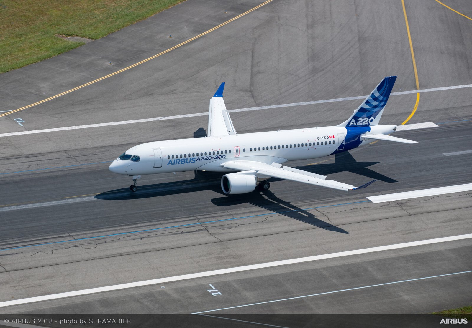 Llegada a Toulouse del primer A220-300 en julio del 2018. Foto: Airbus