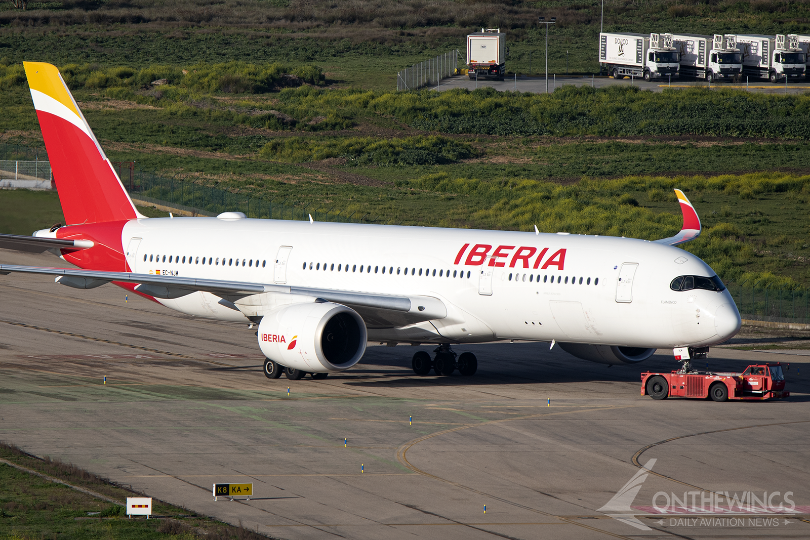 El Airbus A350 EC-NJM de Iberia saliendo de mantenimiento el 23 de febrero. Unas horas después volaría a Buenos Aires.