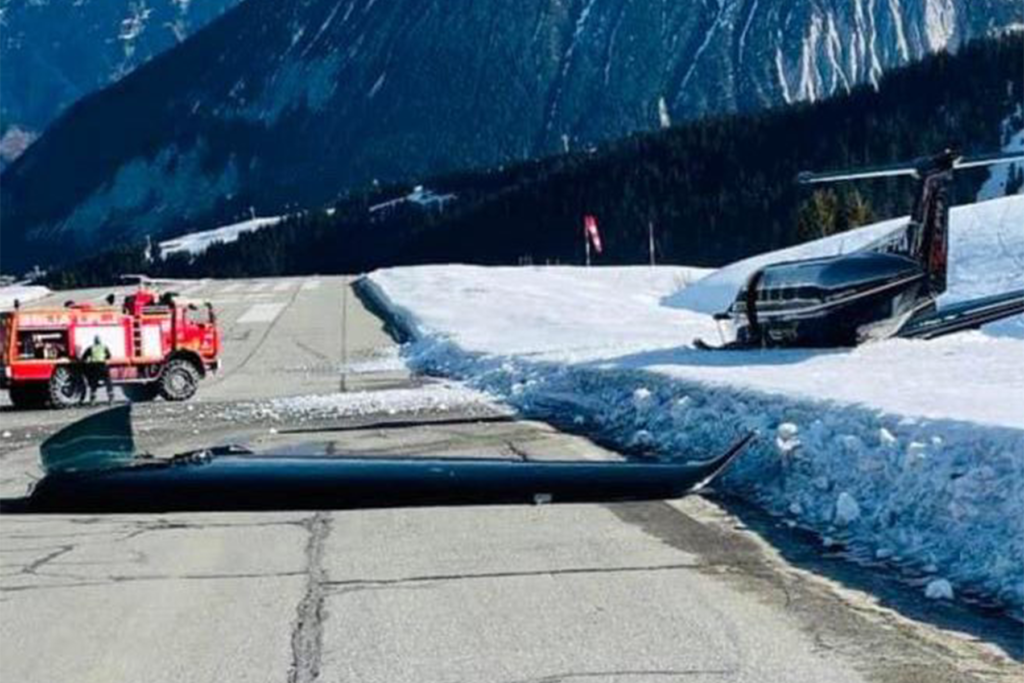 El PC-12 ha acabado al lado de la pista de Courchevel. Foto: Air Plus News