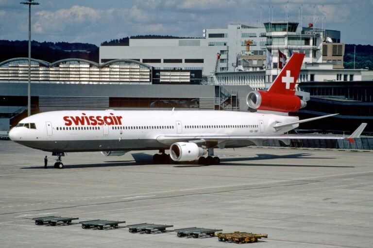 El MD-11 con matrícula HB-IWF de Swissair se estrelló en el Atlántico. Foto: Aero Icarus