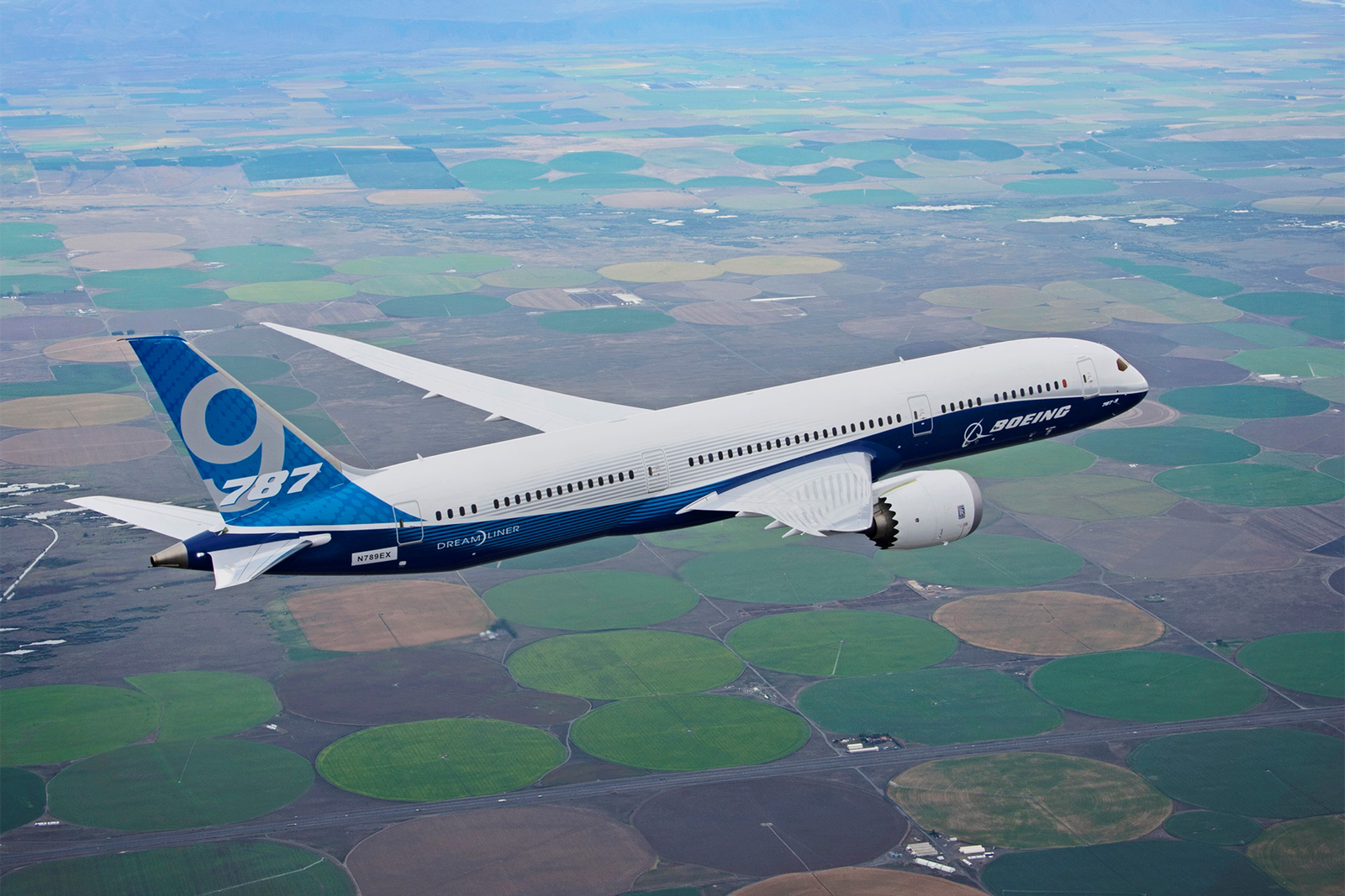 787-9 en vuelo. Foto: Boeing